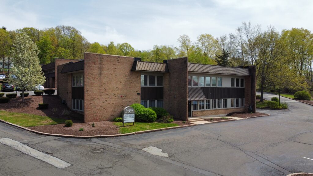 Large Office Spaces Available in Middletown, CT
